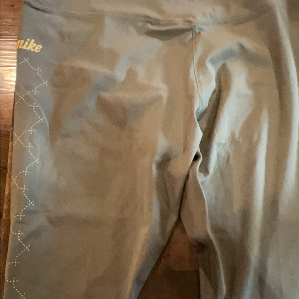 Nike One Luxe leggings